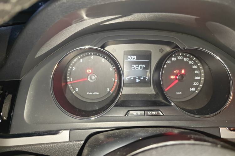 Used Volkswagen Bora 2014 1.6L Manual Fashion Edition Instrument Cluster