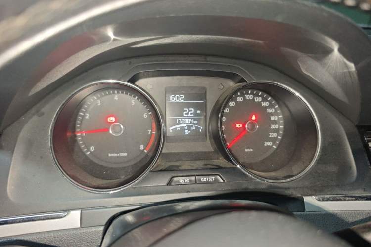 Used Volkswagen Bora 2014 1.6L Manual Fashion Edition Instrument Cluster