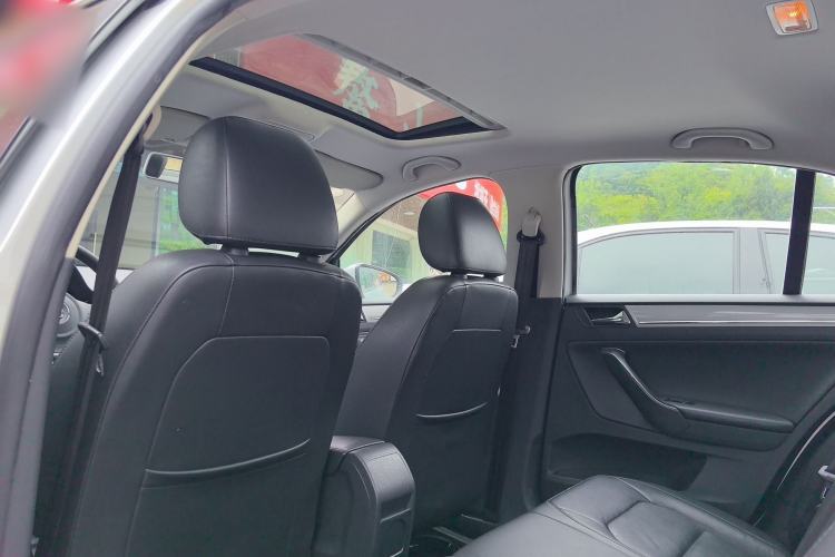 Used Volkswagen Bora 2014 1.6L Automatic Comfort Model Interior 3