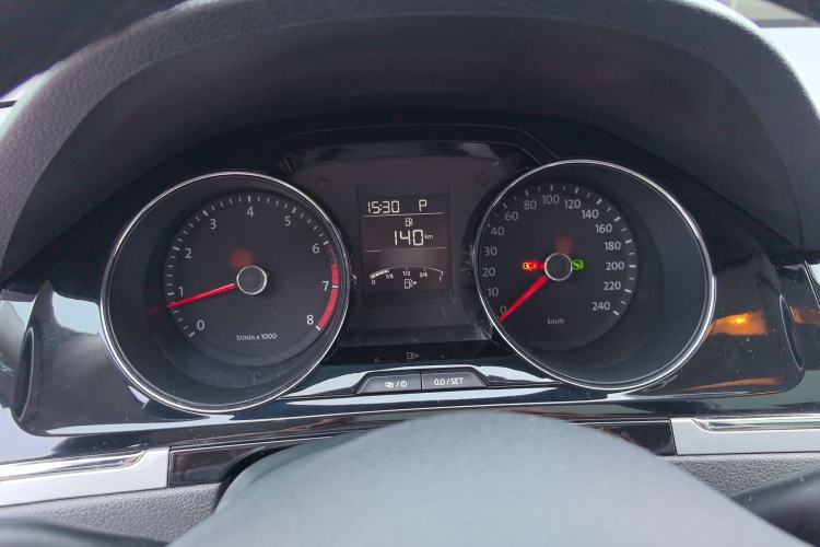 Used Volkswagen Bora 2014 1.6L Automatic Comfort Model Interior 8