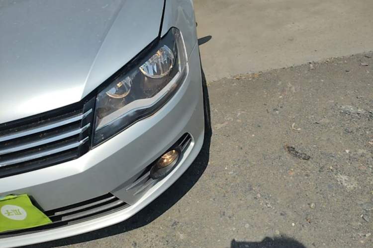 Used Volkswagen Bora 2014 1.6L Automatic Comfort Model Left Front Headlight