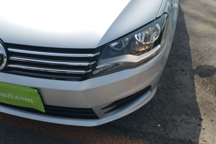 Used Volkswagen Bora 2014 1.6L Automatic Fashion Model Left Front Headlight