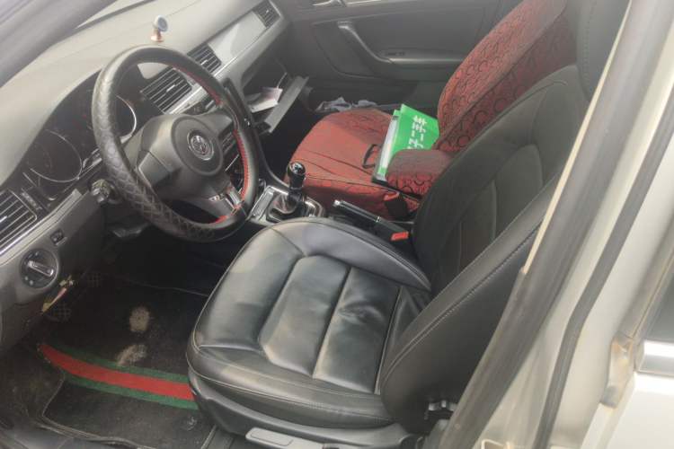 Used Volkswagen Bora 2014 1.6L Manual Comfort Model Left Front Seat