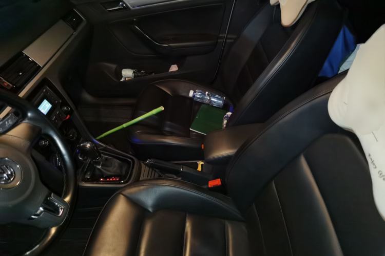 Used Volkswagen Bora 2014 1.6L Automatic Comfort Model Left Front Seat