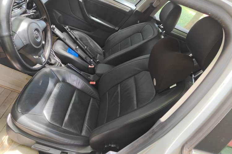 Used Volkswagen Bora 2014 1.6L Automatic Comfort Model Left Front Seat