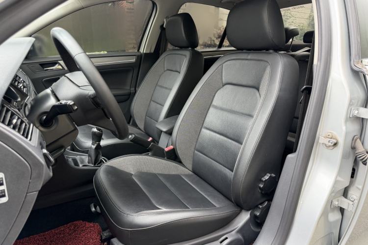 Used Volkswagen Bora 2014 1.6L Manual Comfort Model Left Front Seat