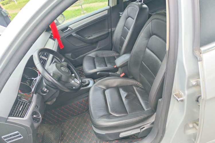 Used Volkswagen Bora 2014 1.6L Automatic Comfort Model Left Front Seat
