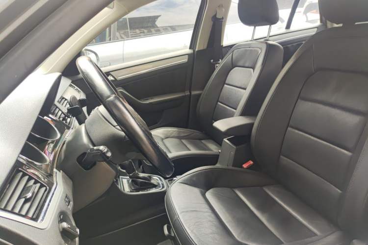 Used Volkswagen Bora 2014 1.6L Automatic Comfort Model Left Front Seat