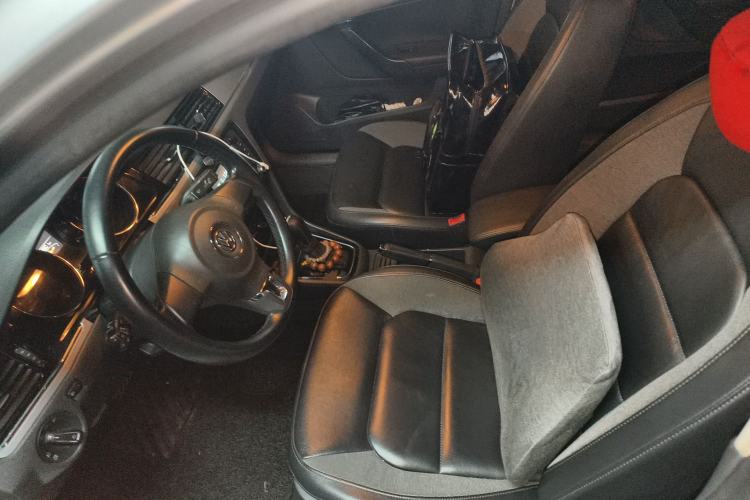 Used Volkswagen Bora 2014 1.6L Automatic Comfort Model Left Front Seat