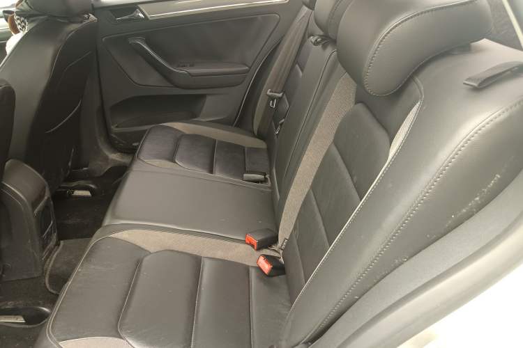 Used Volkswagen Bora 2014 1.6L Automatic Comfort Model Left Rear Seat