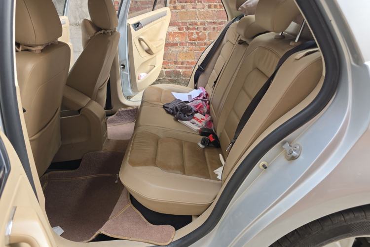 Used Volkswagen Bora 2014 1.6L Automatic Comfort Model Left Rear Seat