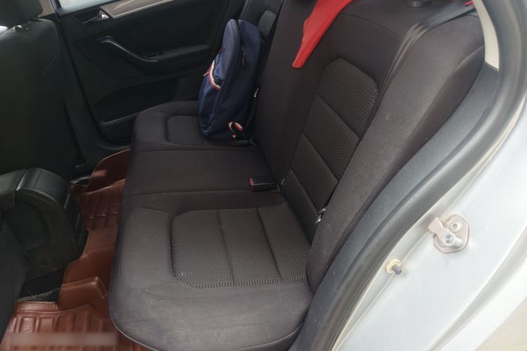 Used Volkswagen Bora 2014 1.6L Automatic Fashion Model Left Rear Seat