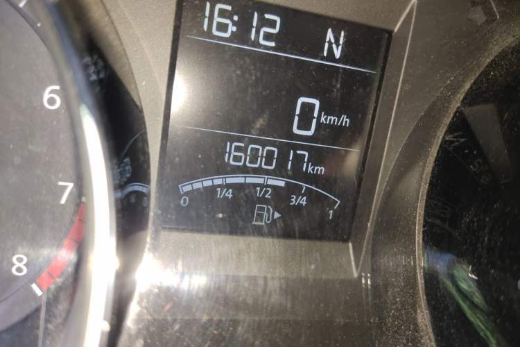 Used Volkswagen Bora 2014 1.6L Automatic Comfort Model Odometer Close Up