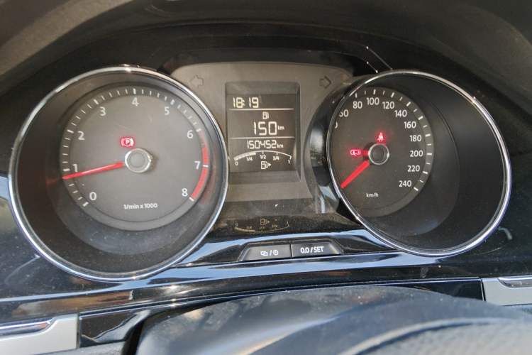 Used Volkswagen Bora 2014 1.6L Manual Comfort Model Odometer Close Up