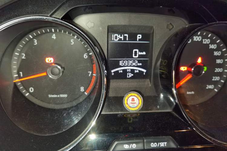 Used Volkswagen Bora 2014 1.6L Automatic Comfort Model Odometer Close Up