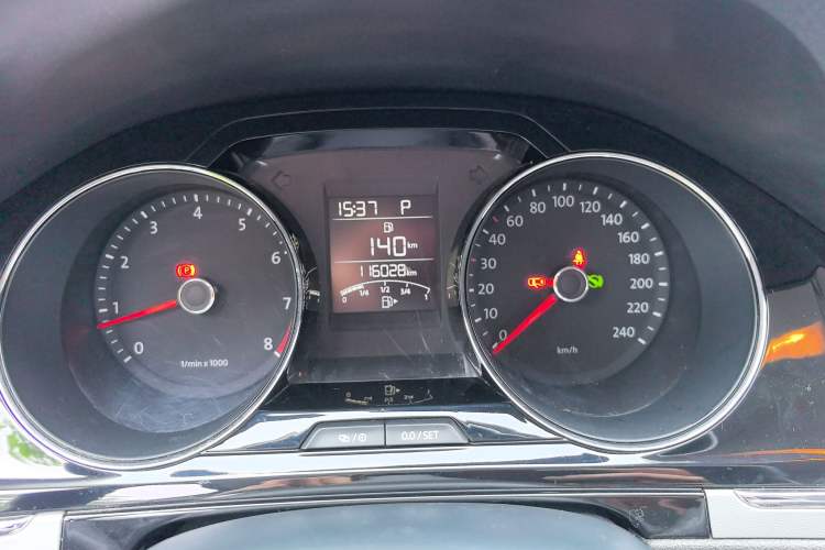 Used Volkswagen Bora 2014 1.6L Automatic Comfort Model Odometer Close Up