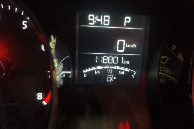 Used Volkswagen Bora 2014 1.6L Automatic Comfort Model Odometer Close Up