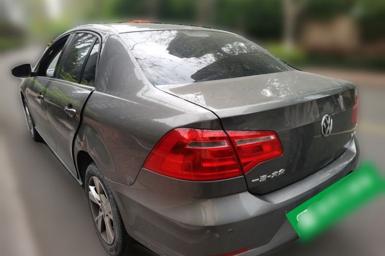 Used Volkswagen Bora 2014 1.6L Automatic Comfort Model Rear Left 45 Deg