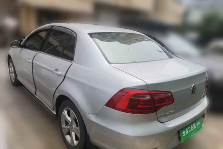 Used Volkswagen Bora 2014 1.6L Manual Comfort Model Rear Left 45 Deg