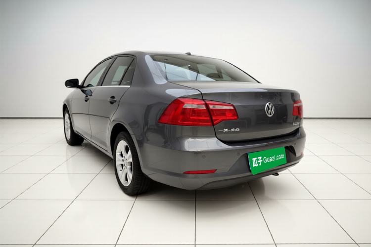 Used Volkswagen Bora 2014 1.6L Manual Comfort Model Rear Left 45 Deg