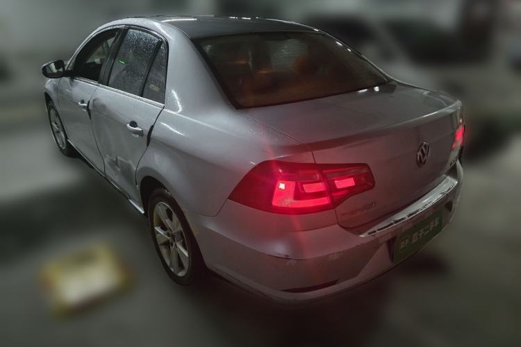 Used Volkswagen Bora 2014 1.6L Manual Comfort Model Rear Left 45 Deg