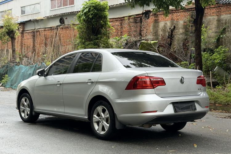 Used Volkswagen Bora 2014 1.6L Manual Comfort Model Rear Left 45 Deg