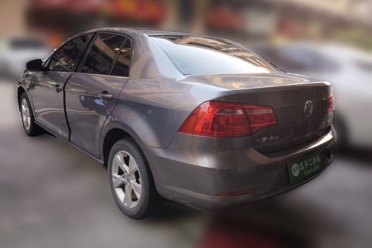 Used Volkswagen Bora 2014 1.6L Automatic Comfort Model Rear Left 45 Deg