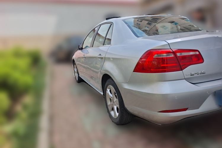 Used Volkswagen Bora 2014 1.6L Automatic Comfort Model Rear Left 45 Deg