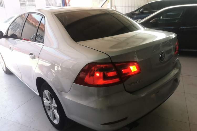 Used Volkswagen Bora 2014 1.4TSI Automatic Comfort Model Rear Left 45 Deg