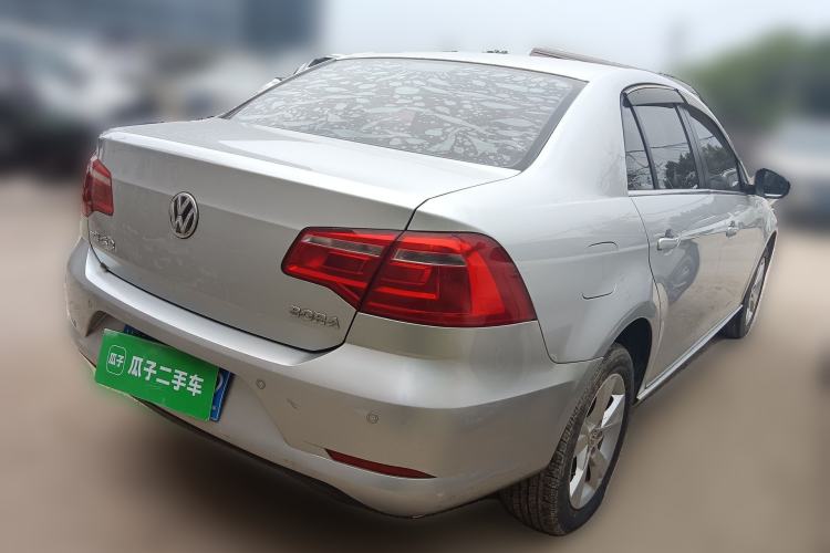 Used Volkswagen Bora 2014 1.6L Automatic Comfort Model Rear Right 45 Deg
