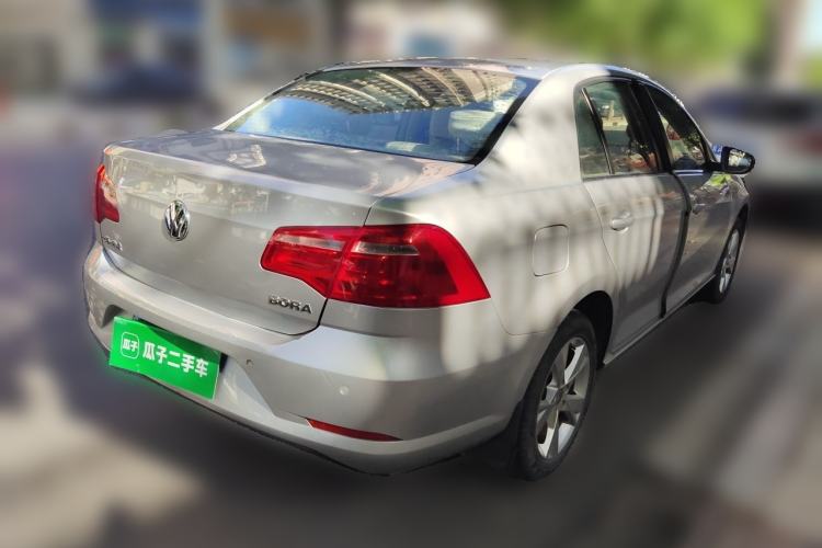 Used Volkswagen Bora 2014 1.6L Automatic Comfort Model Rear Right 45 Deg