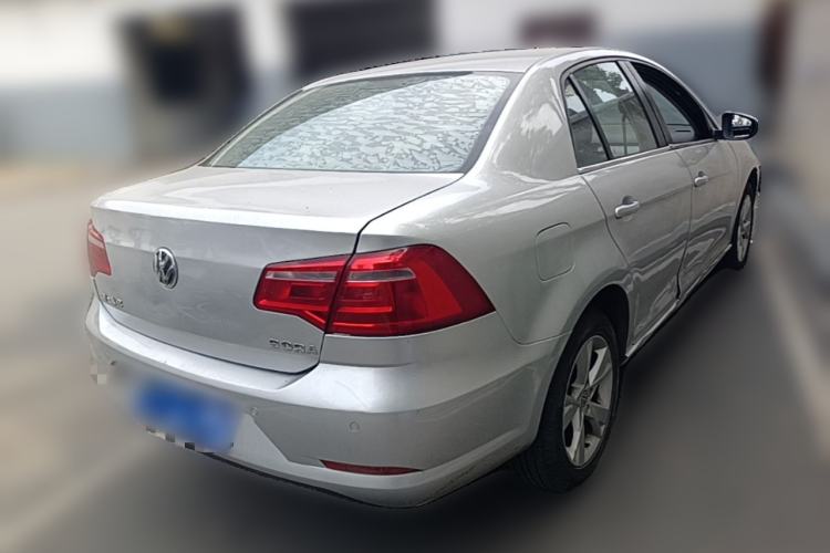 Used Volkswagen Bora 2014 1.6L Automatic Comfort Model Rear Right 45 Deg