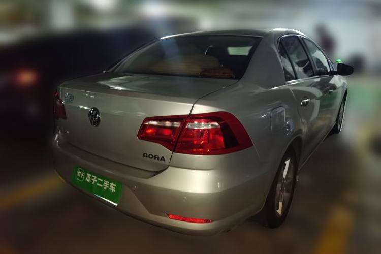 Used Volkswagen Bora 2014 1.6L Automatic Comfort Model Rear Right 45 Deg