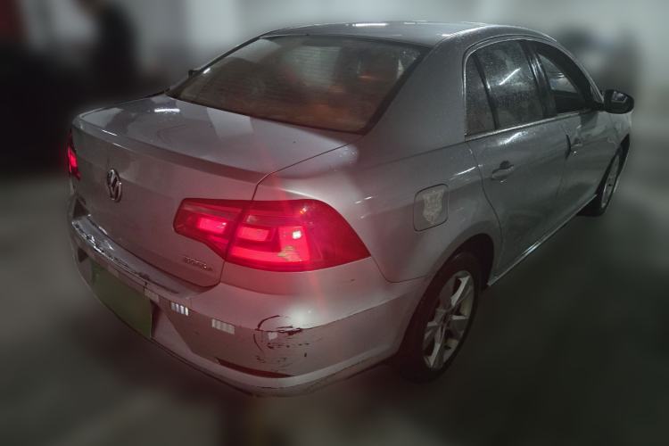 Used Volkswagen Bora 2014 1.6L Manual Comfort Model Rear Right 45 Deg