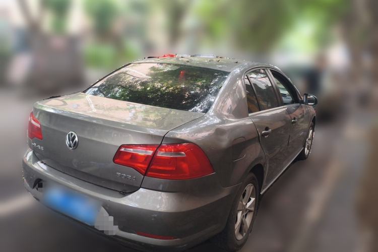 Used Volkswagen Bora 2014 1.6L Manual Comfort Model Rear Right 45 Deg