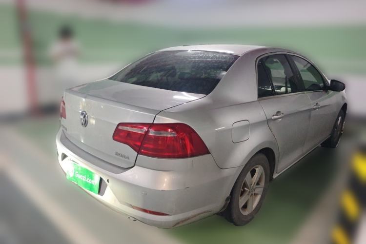 Used Volkswagen Bora 2014 1.6L Manual Fashion Edition Rear Right 45 Deg
