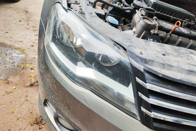 Used Volkswagen Bora 2014 1.6L Automatic Comfort Model Right Front Headlight