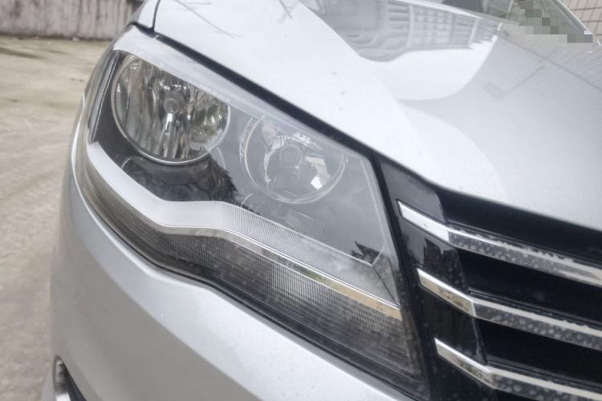 Used Volkswagen Bora 2014 1.6L Automatic Fashion Model Right Front Headlight