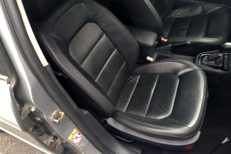 Used Volkswagen Bora 2014 1.6L Automatic Comfort Model Right Front Seat