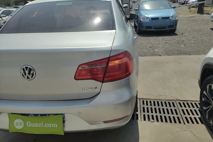 Used Volkswagen Bora 2014 1.6L Automatic Comfort Model Right Rear Taillight