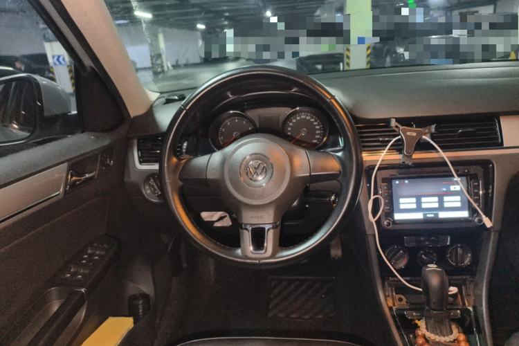 Used Volkswagen Bora 2014 1.6L Automatic Comfort Model Steering Wheel