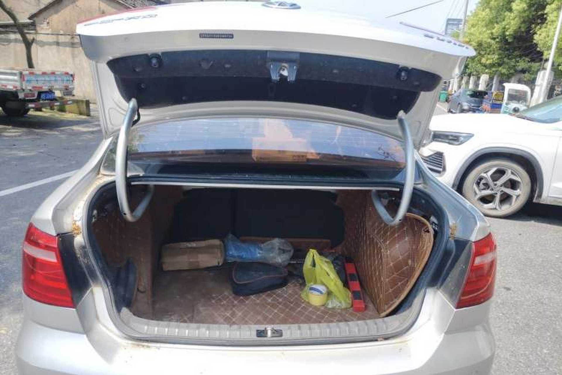 Used Volkswagen Bora 2014 1.6L Manual Comfort Model Trunk