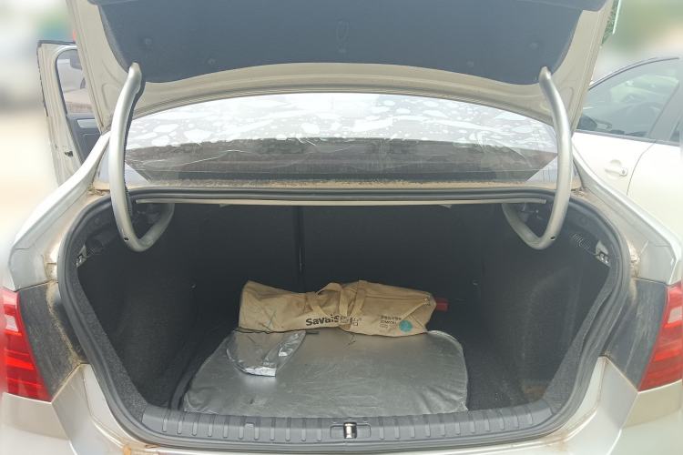 Used Volkswagen Bora 2014 1.6L Automatic Comfort Model Trunk