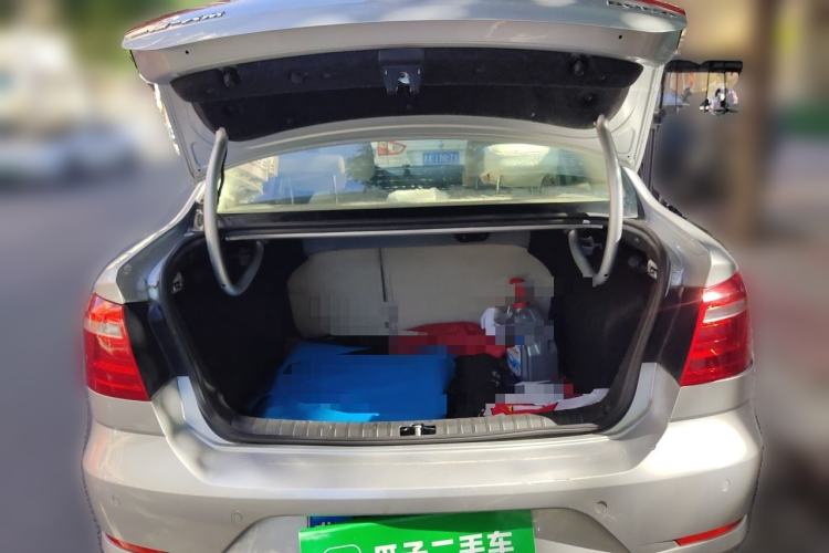 Used Volkswagen Bora 2014 1.6L Automatic Comfort Model Trunk