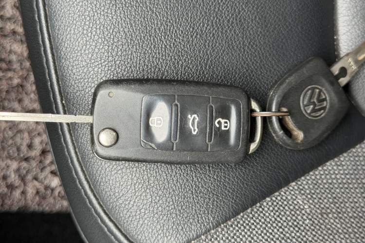 Used Volkswagen Bora 2014 1.6L Manual Comfort Model Vehicle Key