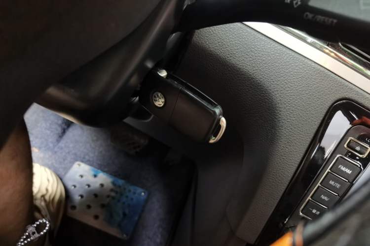 Used Volkswagen Bora 2014 1.6L Automatic Comfort Model Vehicle Key
