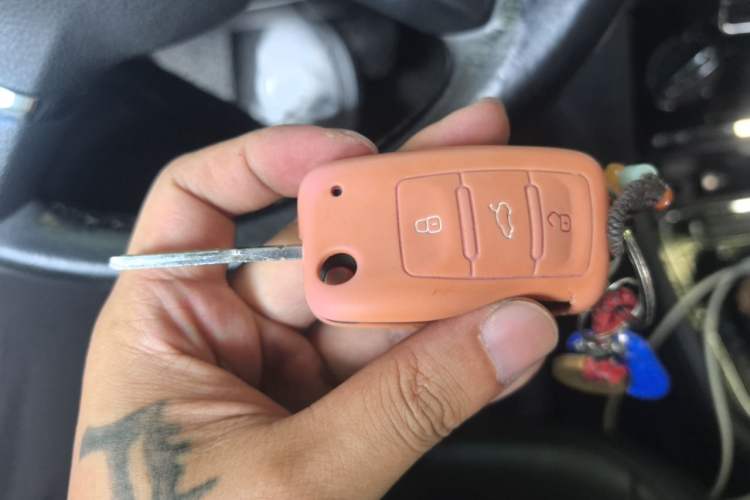 Used Volkswagen Bora 2014 1.6L Automatic Comfort Model Vehicle Key
