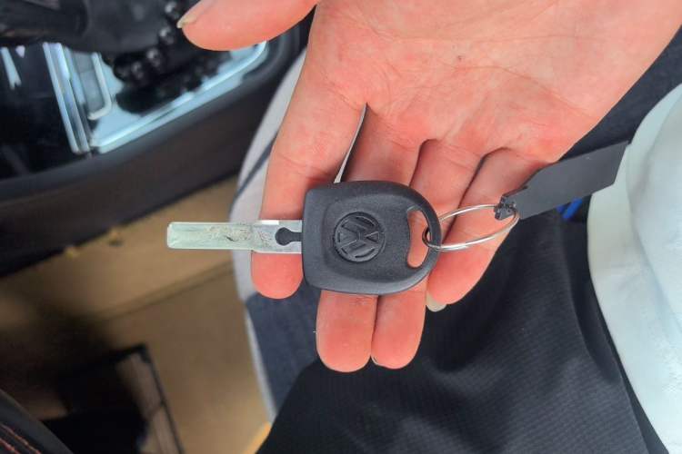 Used Volkswagen Bora 2014 1.6L Automatic Fashion Model Vehicle Key