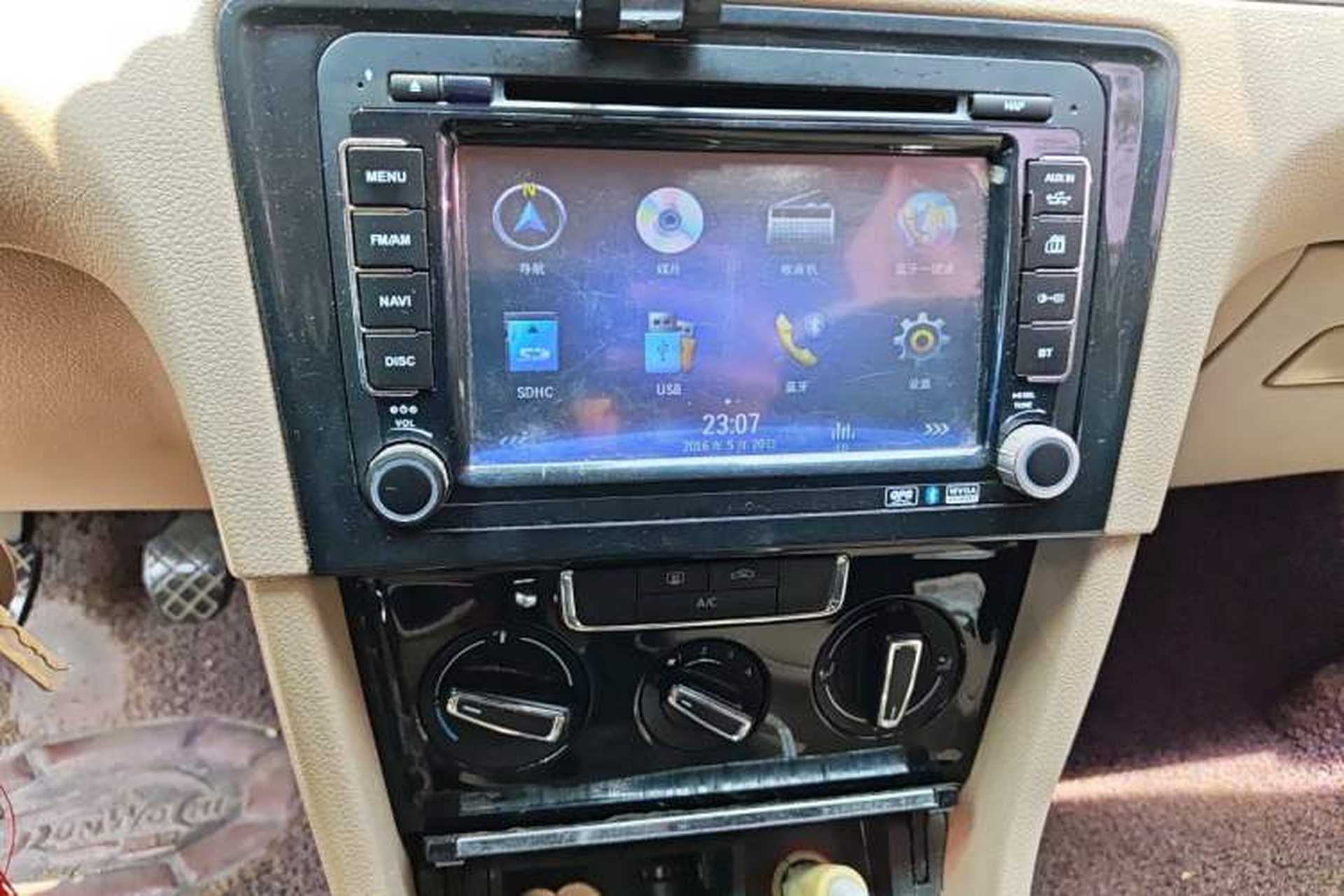 Used Volkswagen Bora 2014 1.4 TSI Manual Comfort Model Audio And AC Panel