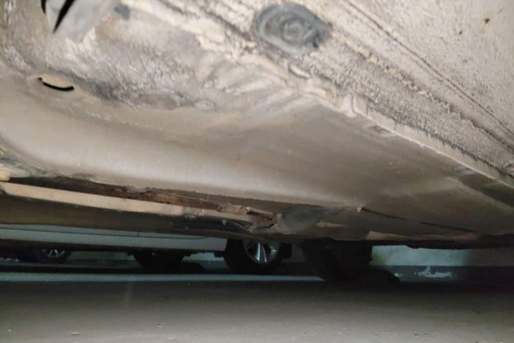 Used Volkswagen Bora 2014 1.6L Manual Fashion Edition Chassis Front Left